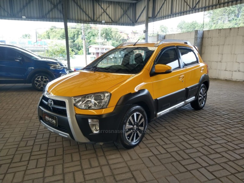 ETIOS CROSS 1.5 16V FLEX 4P MANUAL - 2014 - CAXIAS DO SUL