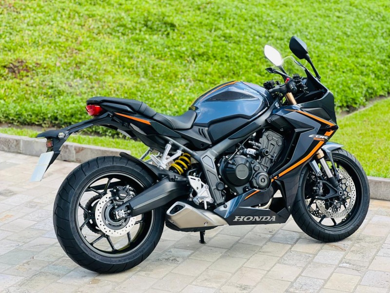 CBR 650R  - 2021 - BENTO GONçALVES