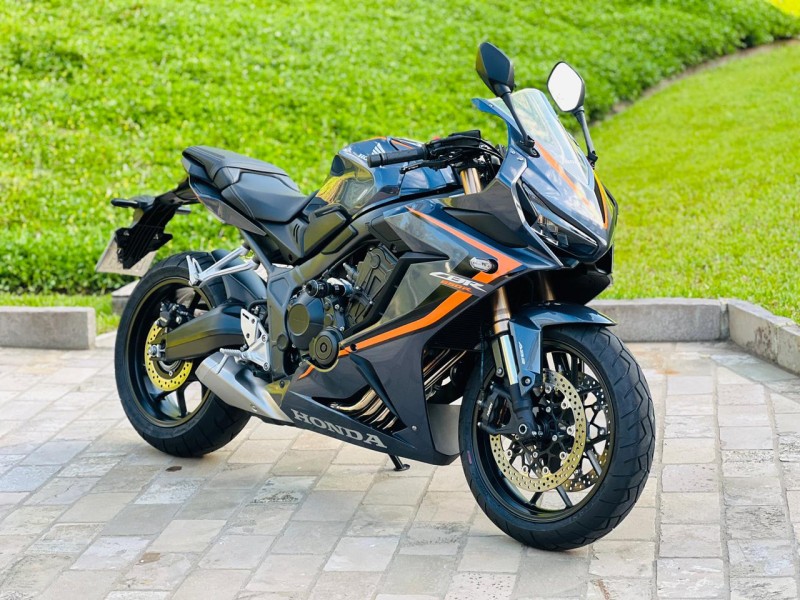 CBR 650R  - 2021 - BENTO GONçALVES