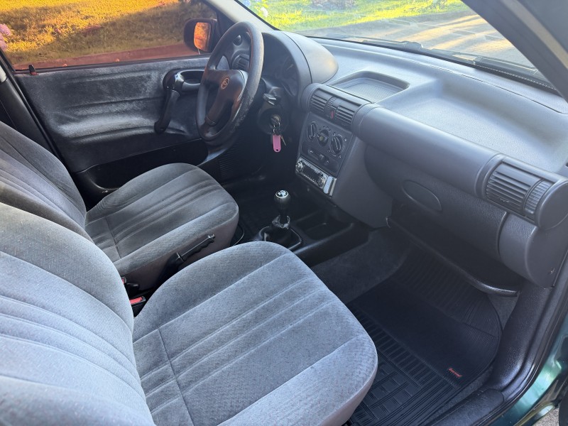 CORSA 1.6 MPFI GL WAGON 8V GASOLINA 4P MANUAL - 1999 - CAXIAS DO SUL