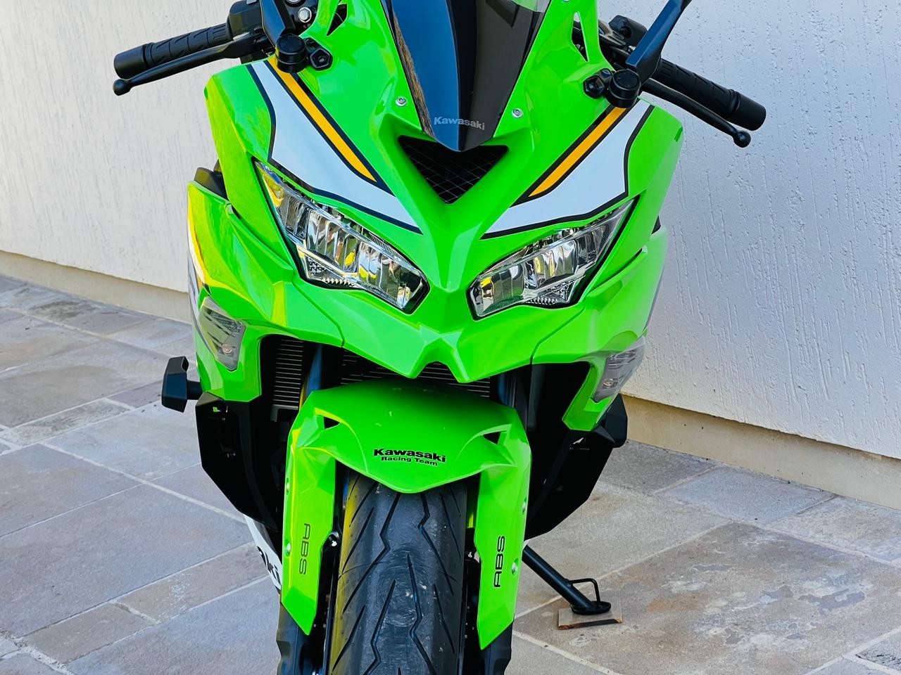 KAWASAKI - NINJA ZX-4R - 2025/2025 - Verde - R$ 52.900,00