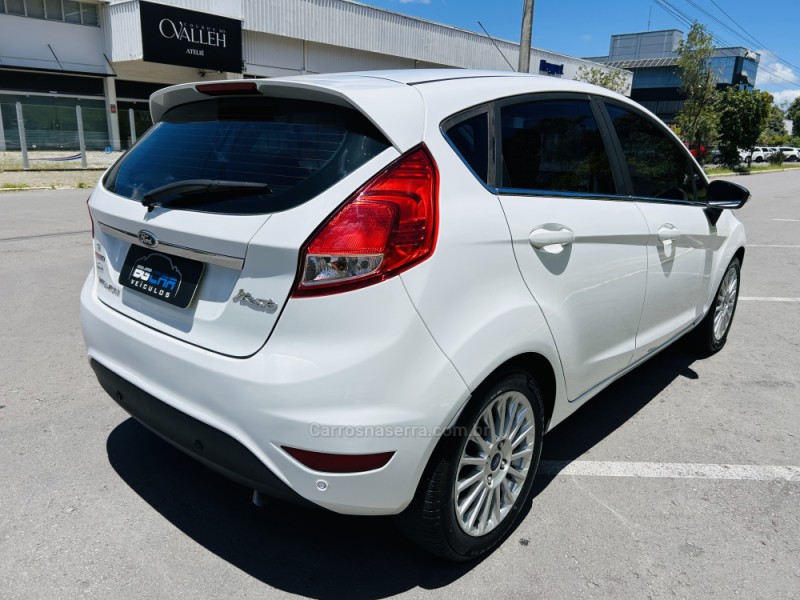 FIESTA 1.6 TITANIUM PLUS HATCH 16V FLEX 4P AUTOMÁTICO - 2014 - BENTO GONçALVES