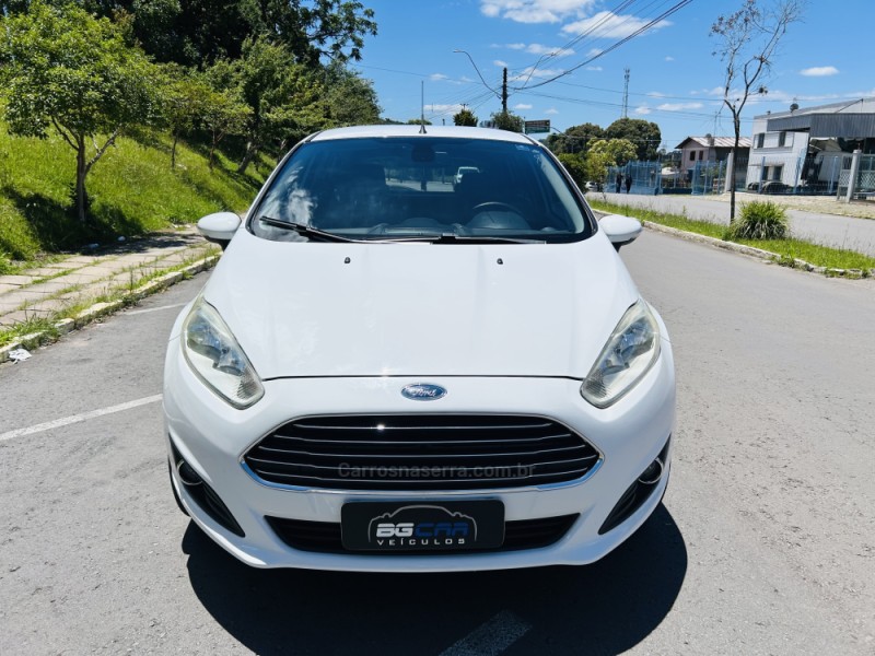 FIESTA 1.6 TITANIUM PLUS HATCH 16V FLEX 4P AUTOMÁTICO - 2014 - BENTO GONçALVES