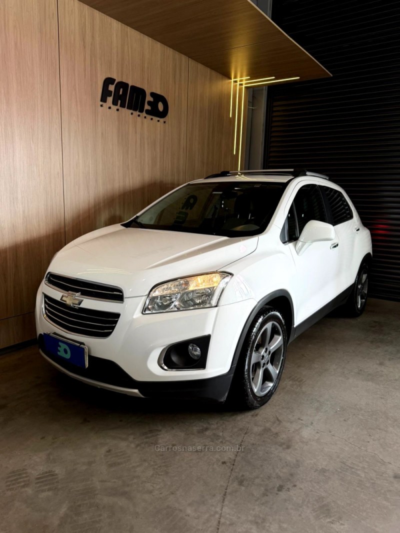 tracker 1.8 mpfi ltz 4x2 16v flex 4p automatico 2016 lajeado