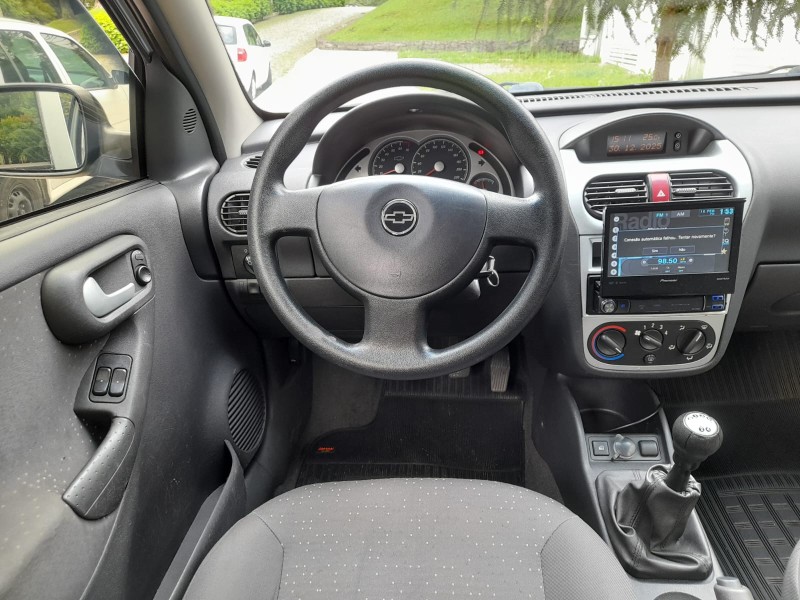 CORSA 1.4 MPFI PREMIUM 8V FLEX 4P MANUAL - 2010 - FARROUPILHA