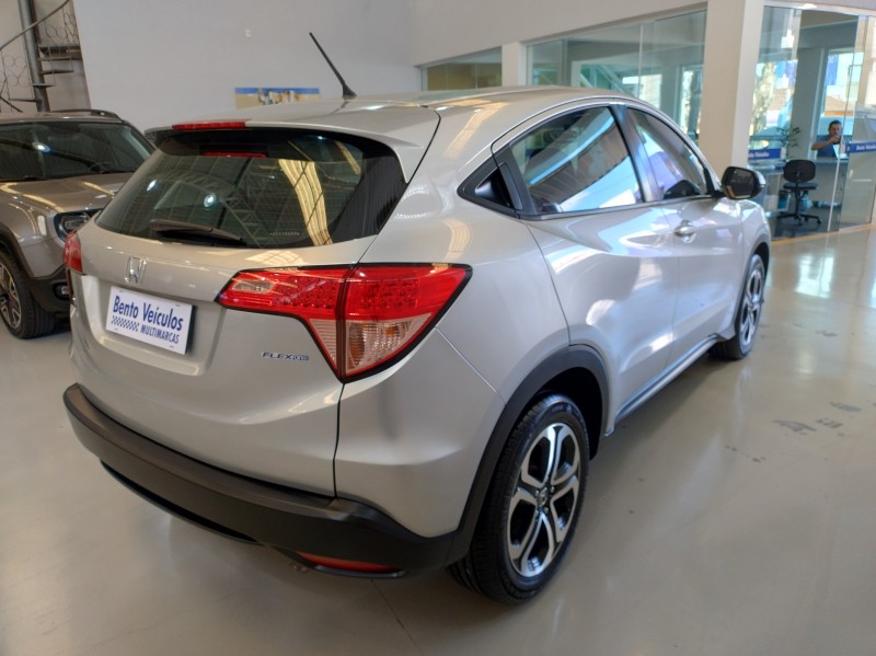 HR-V 1.8 16V FLEX LX 4P MANUAL - 2016 - BENTO GONçALVES