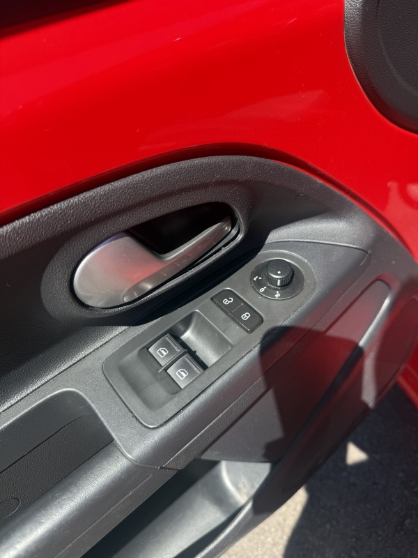 UP 1.0 TSI MOVE UP 12V FLEX 4P MANUAL - 2018 - FARROUPILHA