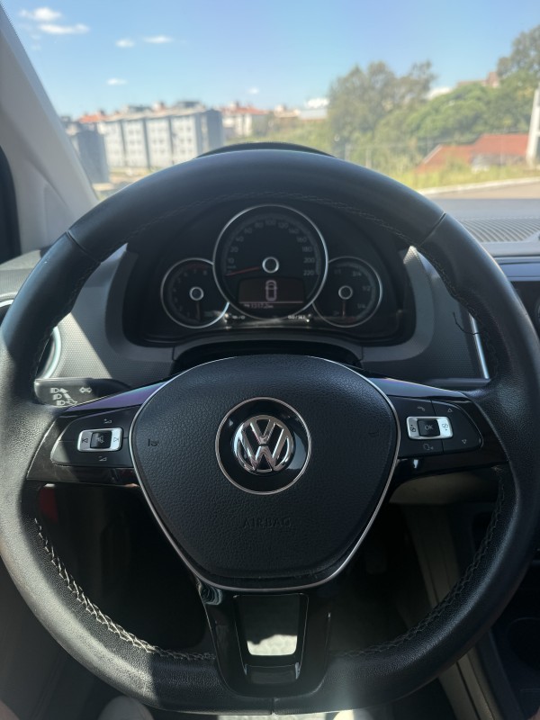 UP 1.0 TSI MOVE UP 12V FLEX 4P MANUAL - 2018 - FARROUPILHA