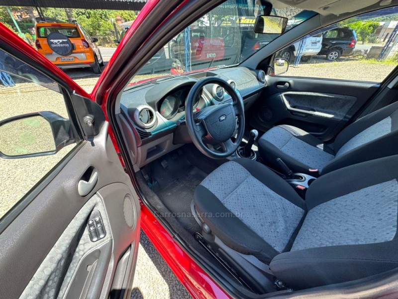 FIESTA 1.6 MPI 8V GASOLINA 4P MANUAL - 2013 - IGREJINHA