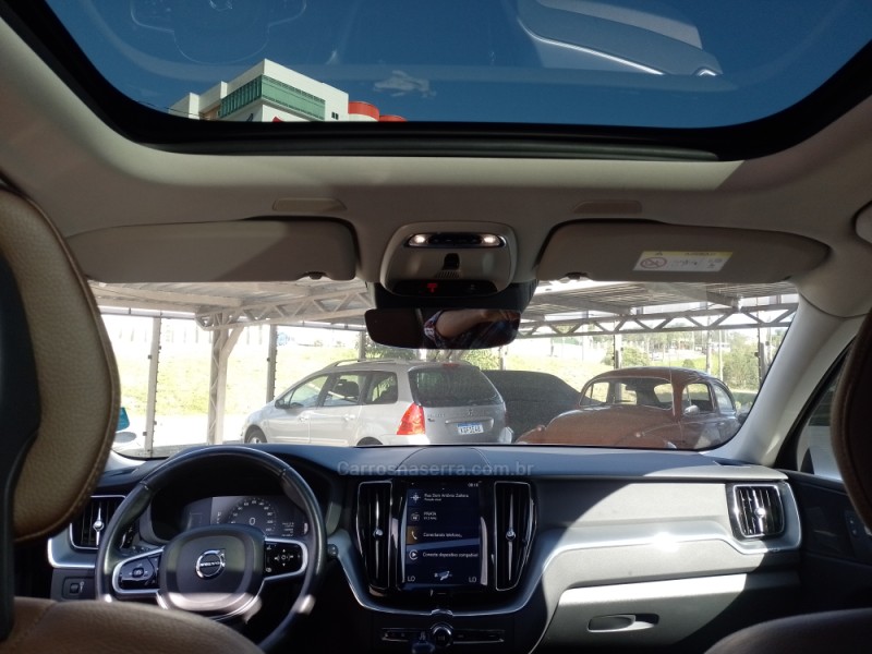 XC60 2.0 T5 MOMENTUM GASOLINA 4P AUTOMÁTICO - 2018 - BENTO GONçALVES