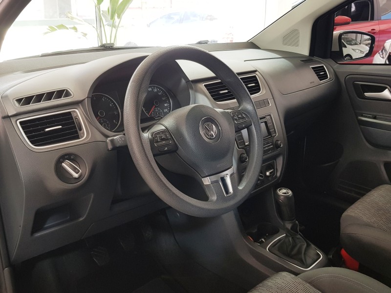 FOX 1.0 MI 8V FLEX 4P MANUAL - 2014 - CAXIAS DO SUL