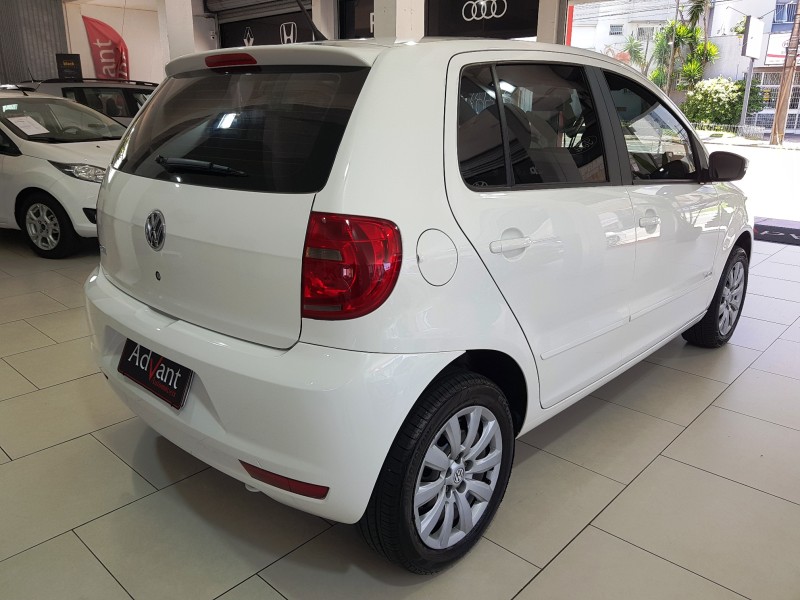 FOX 1.0 MI 8V FLEX 4P MANUAL - 2014 - CAXIAS DO SUL