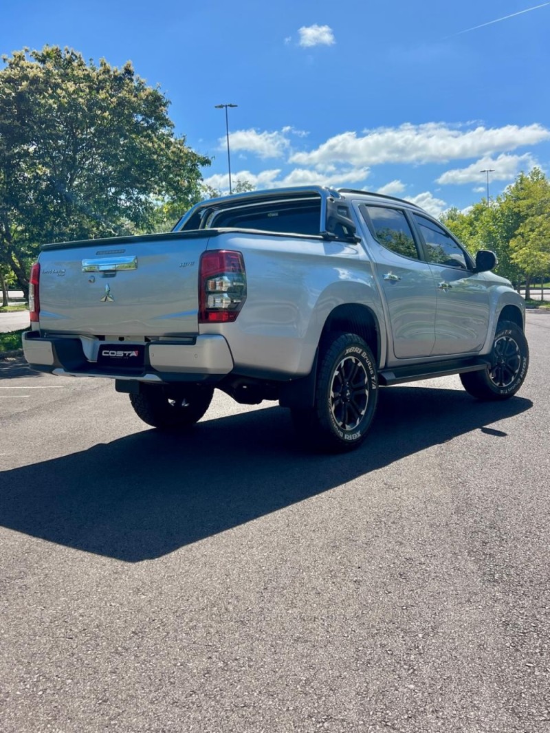 L200 TRITON 2.4 16V TURBO DIESEL SPORT HPE CD 4P 4X4 AUTOMÁTICO - 2023 - BENTO GONçALVES