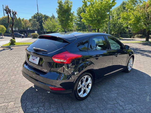 FOCUS 2.0 SE PLUS 16V FLEX 4P AUTOMÁTICO - 2016 - CAXIAS DO SUL