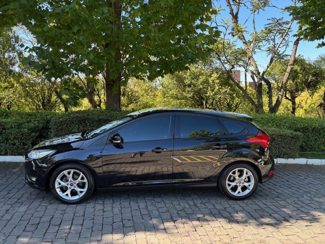 FOCUS 2.0 SE PLUS 16V FLEX 4P AUTOMÁTICO - 2016 - CAXIAS DO SUL