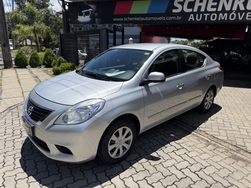 VERSA 1.6 16V FLEX SV 4P MANUAL - 2013 - NOVA PETRóPOLIS