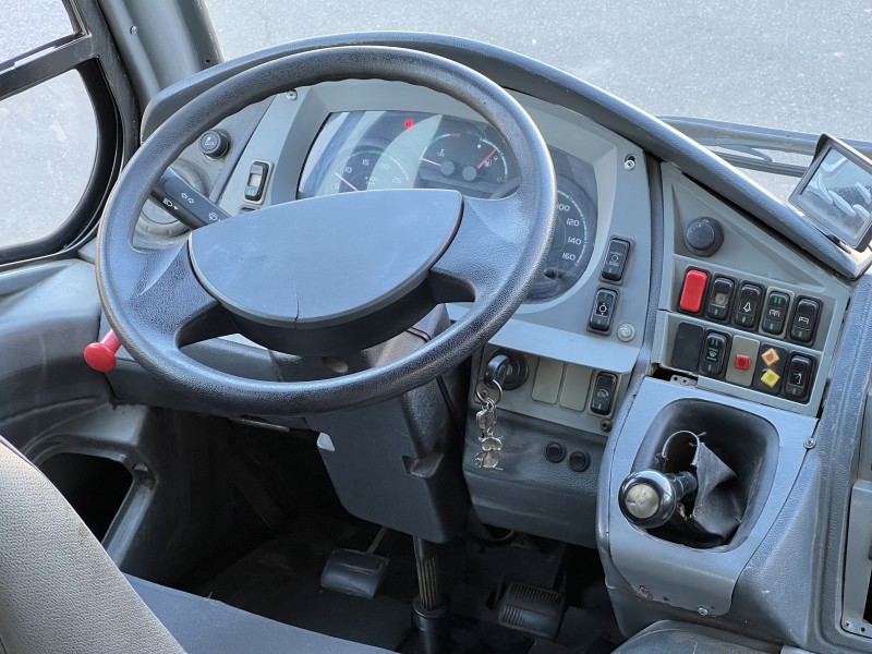 VOLARE ESCOLAR V8L LONGO - 2015 - BENTO GONçALVES