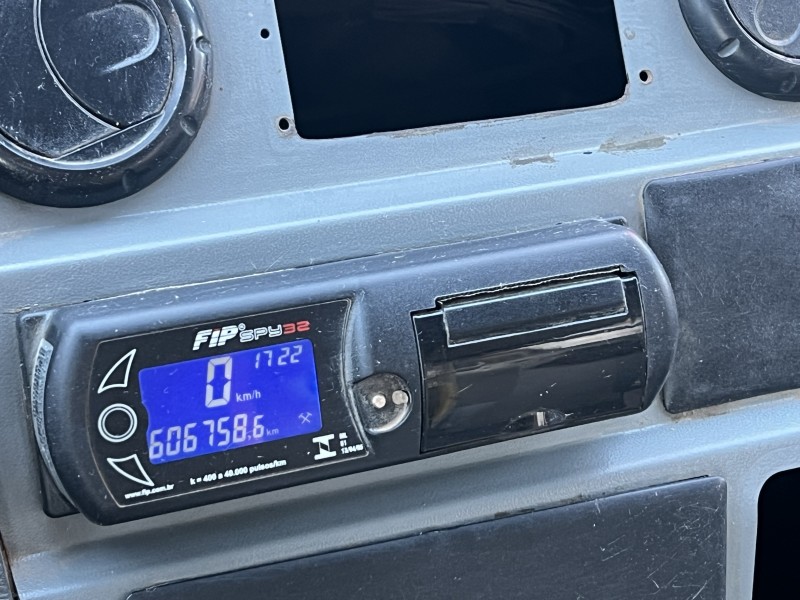 VOLARE ESCOLAR V8L LONGO - 2015 - BENTO GONçALVES