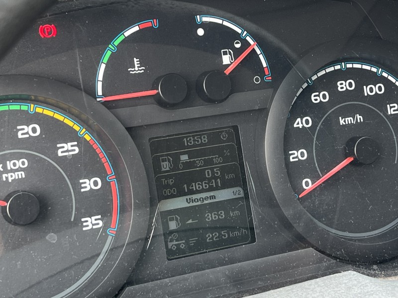 VOLARE ESCOLAR V8L CURTO - 2015 - BENTO GONçALVES