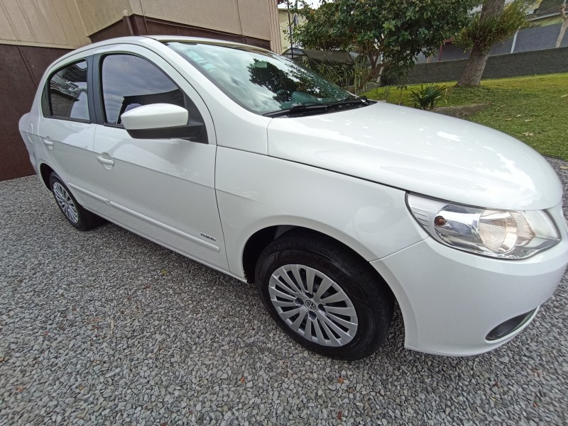 VOYAGE 1.6 MI TREND 8V FLEX 4P MANUAL - 2013 - BENTO GONçALVES
