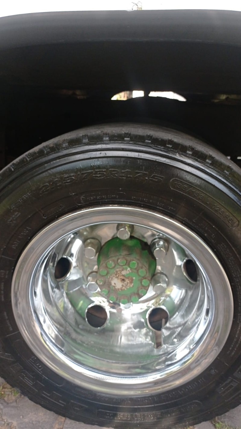 7500  - 2003 - PORTãO