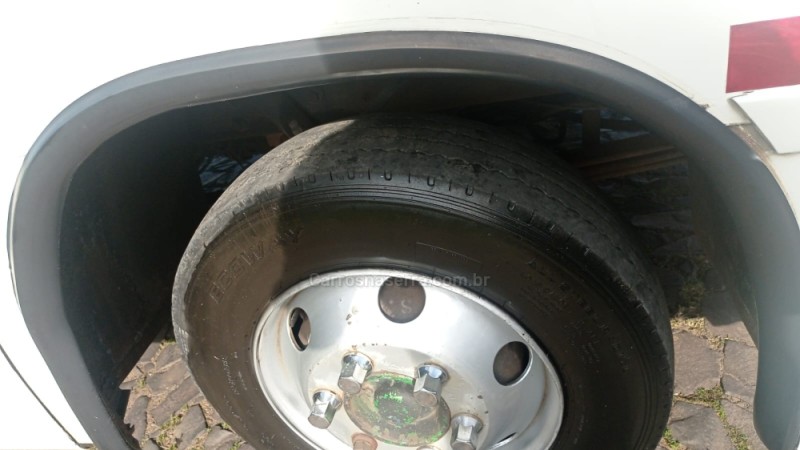 7500  - 2003 - PORTãO