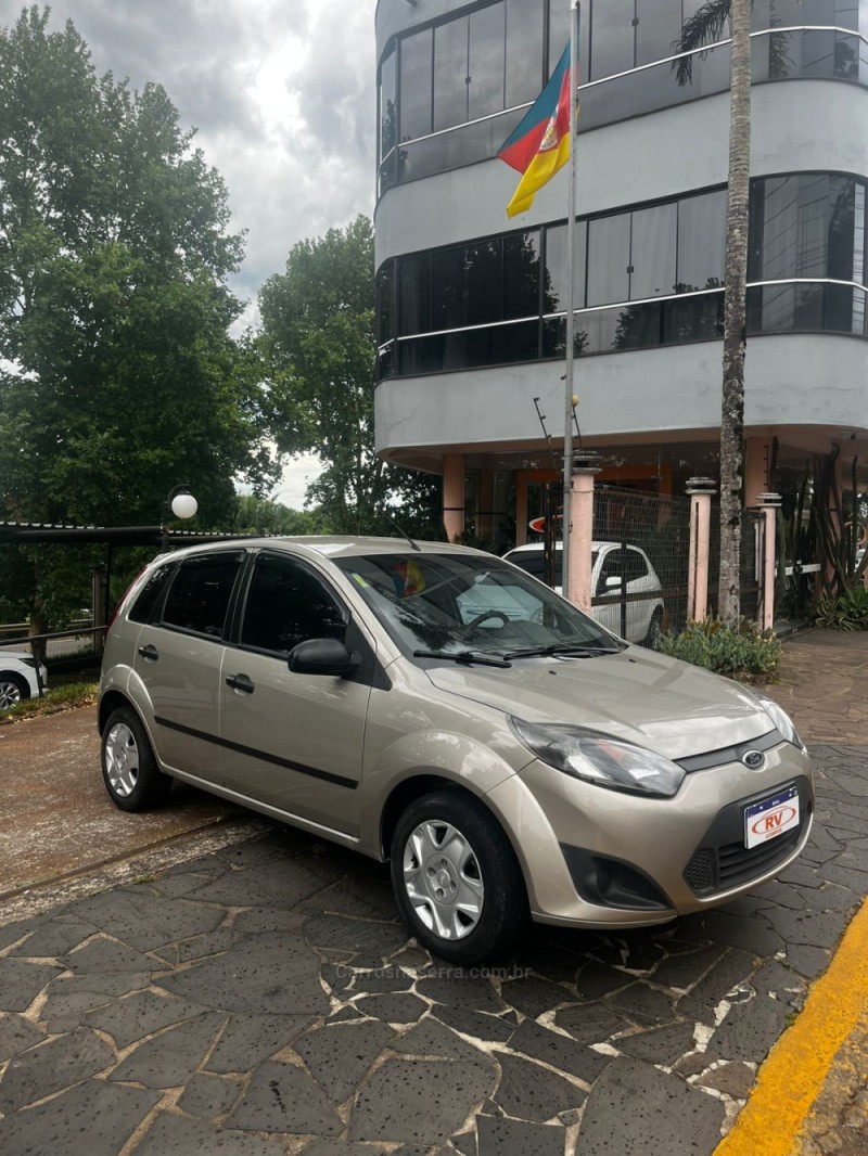 FIESTA 1.0 MPI CLASS 8V FLEX 4P MANUAL - 2011 - CARLOS BARBOSA