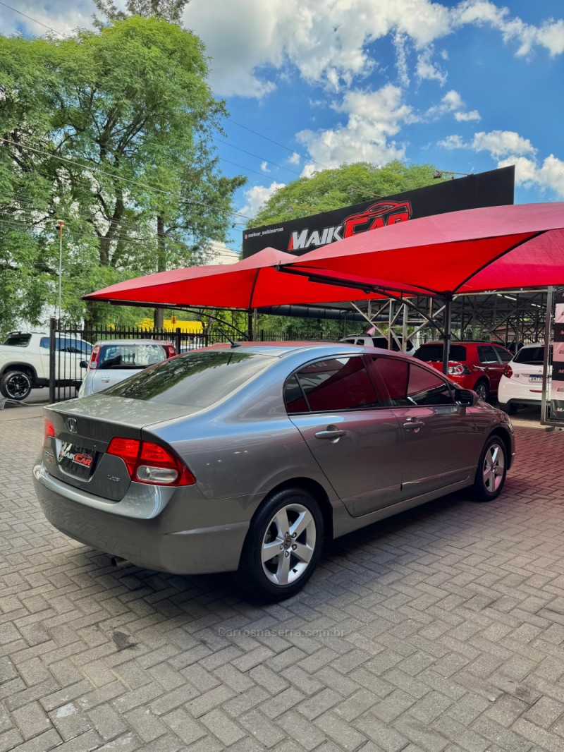 CIVIC 1.8 LXS 16V GASOLINA 4P MANUAL - 2007 - ESTâNCIA VELHA