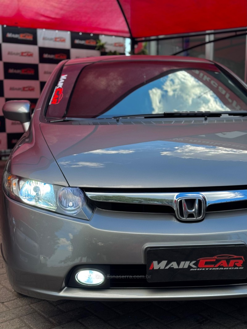 CIVIC 1.8 LXS 16V GASOLINA 4P MANUAL - 2007 - ESTâNCIA VELHA
