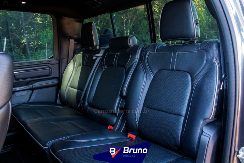 1500 5.7 V8 LIMITED NIGTH EDITION CD 4X4 GASOLINA 4P AUTOMÁTICO - 2024 - PALMEIRA DAS MISSõES