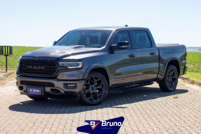 1500 5.7 V8 LIMITED NIGTH EDITION CD 4X4 GASOLINA 4P AUTOMÁTICO