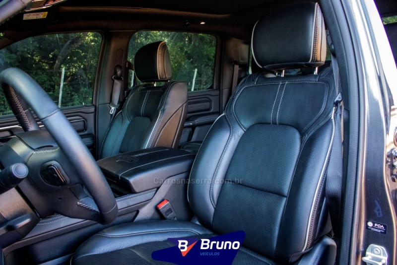1500 5.7 V8 LIMITED NIGTH EDITION CD 4X4 GASOLINA 4P AUTOMÁTICO - 2024 - PALMEIRA DAS MISSõES
