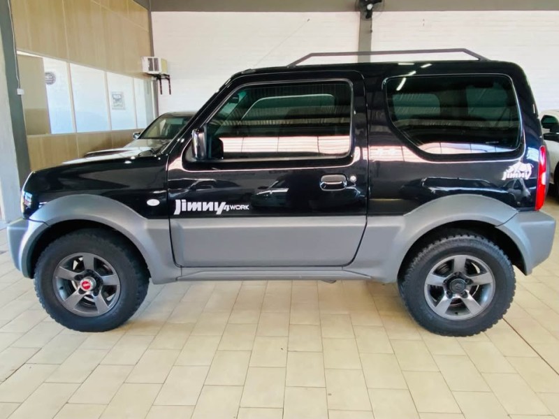 JIMNY 1.3 4ALL 4X4 16V GASOLINA 2P MANUAL - 2014 - CAXIAS DO SUL