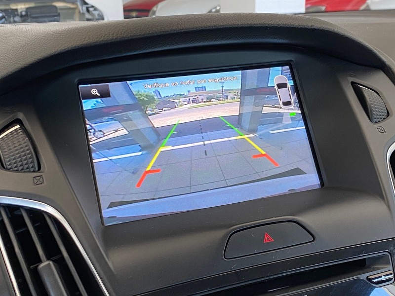 FOCUS 2.0 TITANIUM HATCH 16V FLEX 4P AUTOMÁTICO - 2016 - CAXIAS DO SUL