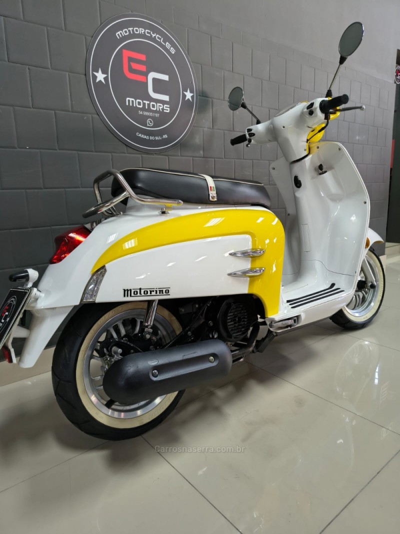 ZUNDAPP 150 - T24 - 2012 - CAXIAS DO SUL