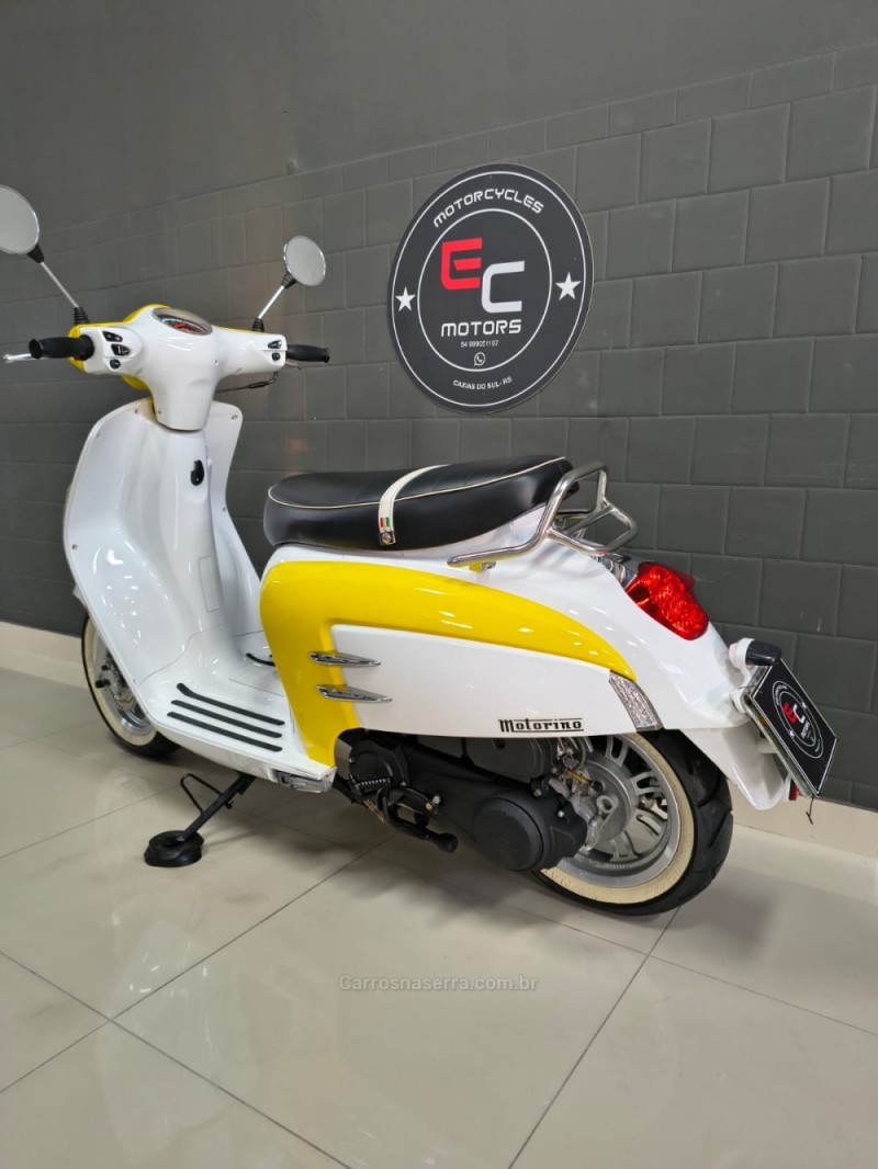 ZUNDAPP 150 - T24 - 2012 - CAXIAS DO SUL