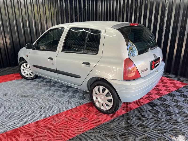CLIO 1.0 RN 16V GASOLINA 4P MANUAL - 2002 - CAXIAS DO SUL