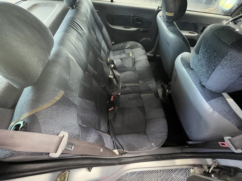 CLIO 1.0 RN 16V GASOLINA 4P MANUAL - 2002 - CAXIAS DO SUL