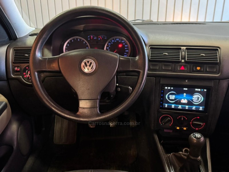 GOLF 1.6 MI SPORTLINE 8V FLEX 4P MANUAL - 2008 - DOIS IRMãOS