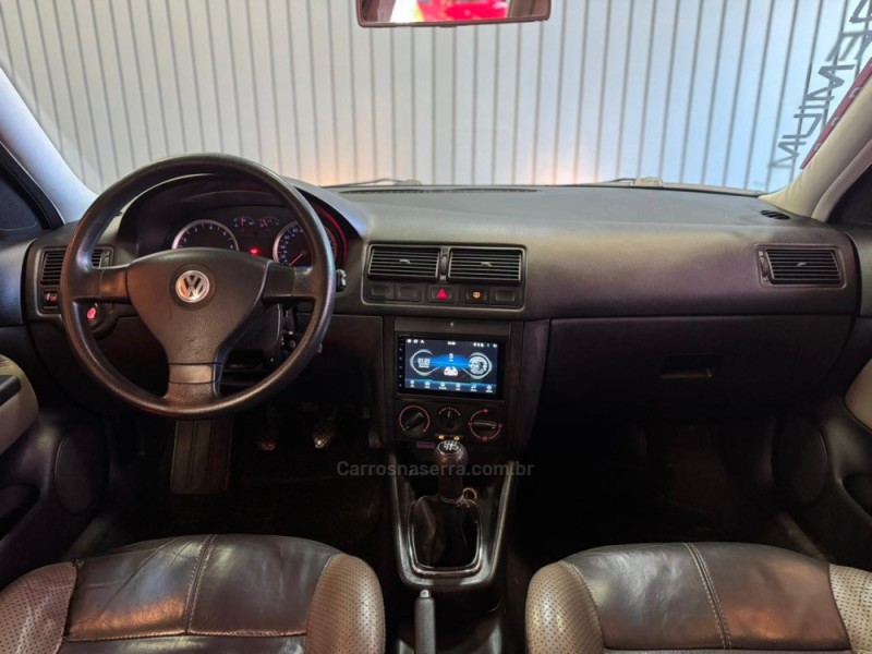 GOLF 1.6 MI SPORTLINE 8V FLEX 4P MANUAL - 2008 - DOIS IRMãOS