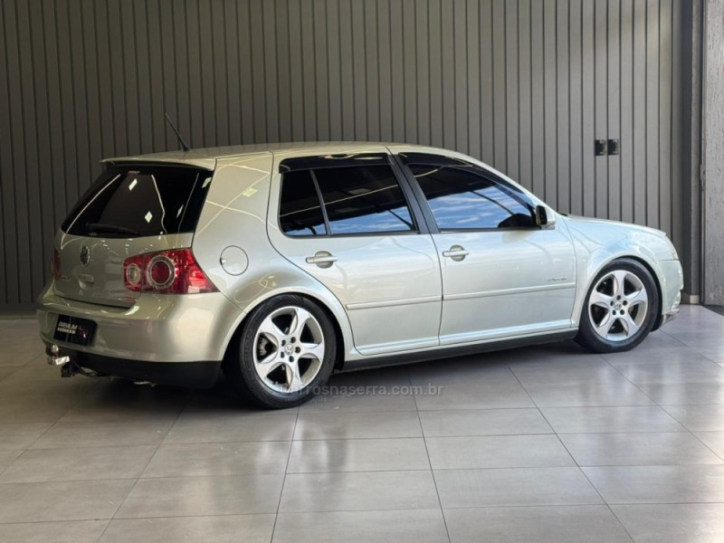 GOLF 1.6 MI SPORTLINE 8V FLEX 4P MANUAL - 2008 - DOIS IRMãOS
