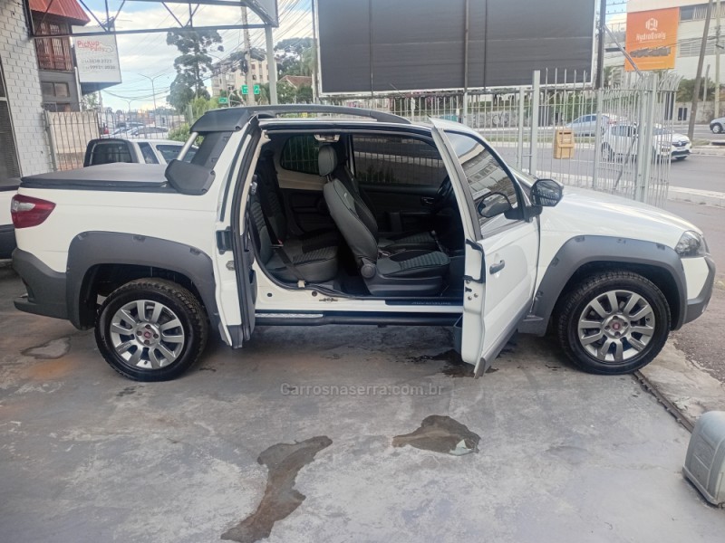 STRADA 1.8 MPI ADVENTURE LOCKER CD 16V FLEX 3P MANUAL - 2015 - CAXIAS DO SUL