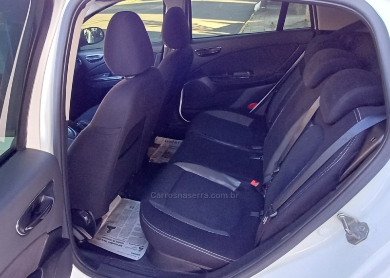 BRAVO 1.8 SPORTING 16V FLEX 4P AUTOMATIZADO - 2013 - FARROUPILHA