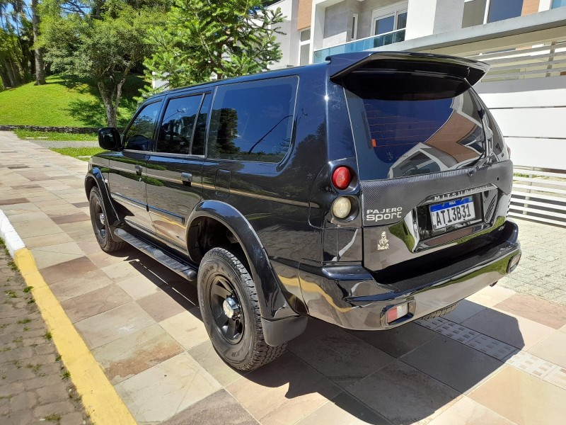 PAJERO 2.8 GLS 4X4 8V TURBO DIESEL 4P AUTOMÁTICO - 2005 - FARROUPILHA