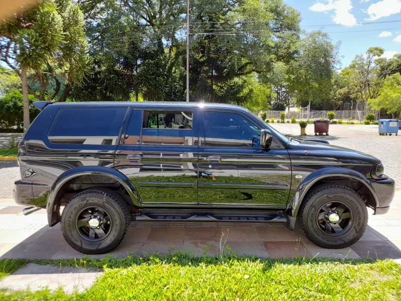 PAJERO 2.8 GLS 4X4 8V TURBO DIESEL 4P AUTOMÁTICO - 2005 - FARROUPILHA