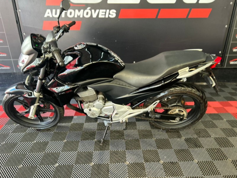 CB 300R  - 2014 - PASSO FUNDO