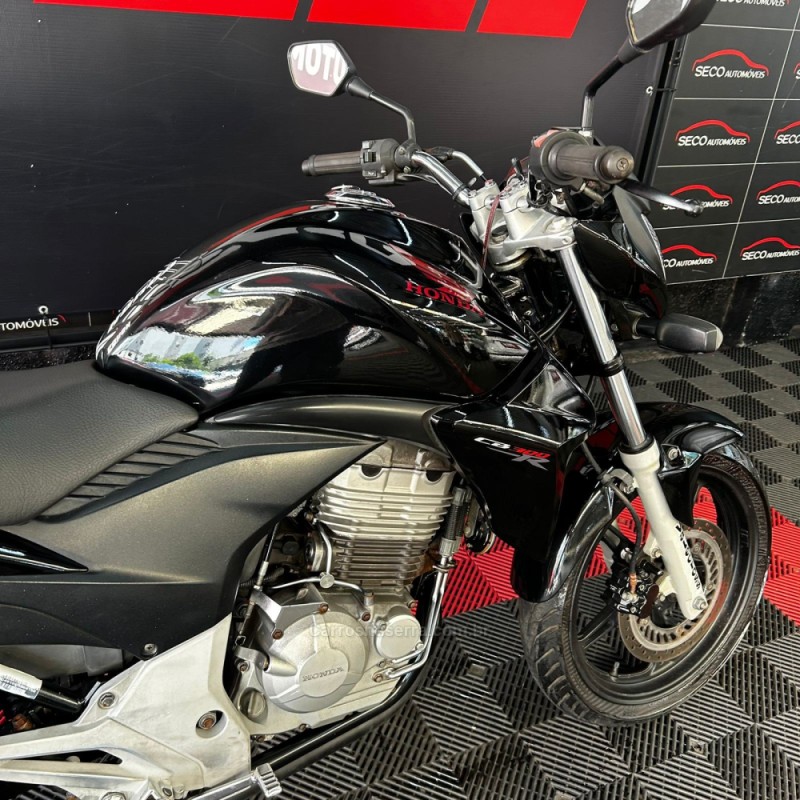 CB 300R  - 2014 - PASSO FUNDO