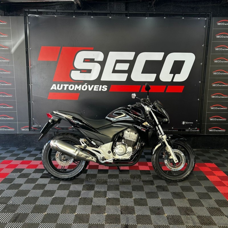 CB 300R  - 2014 - PASSO FUNDO