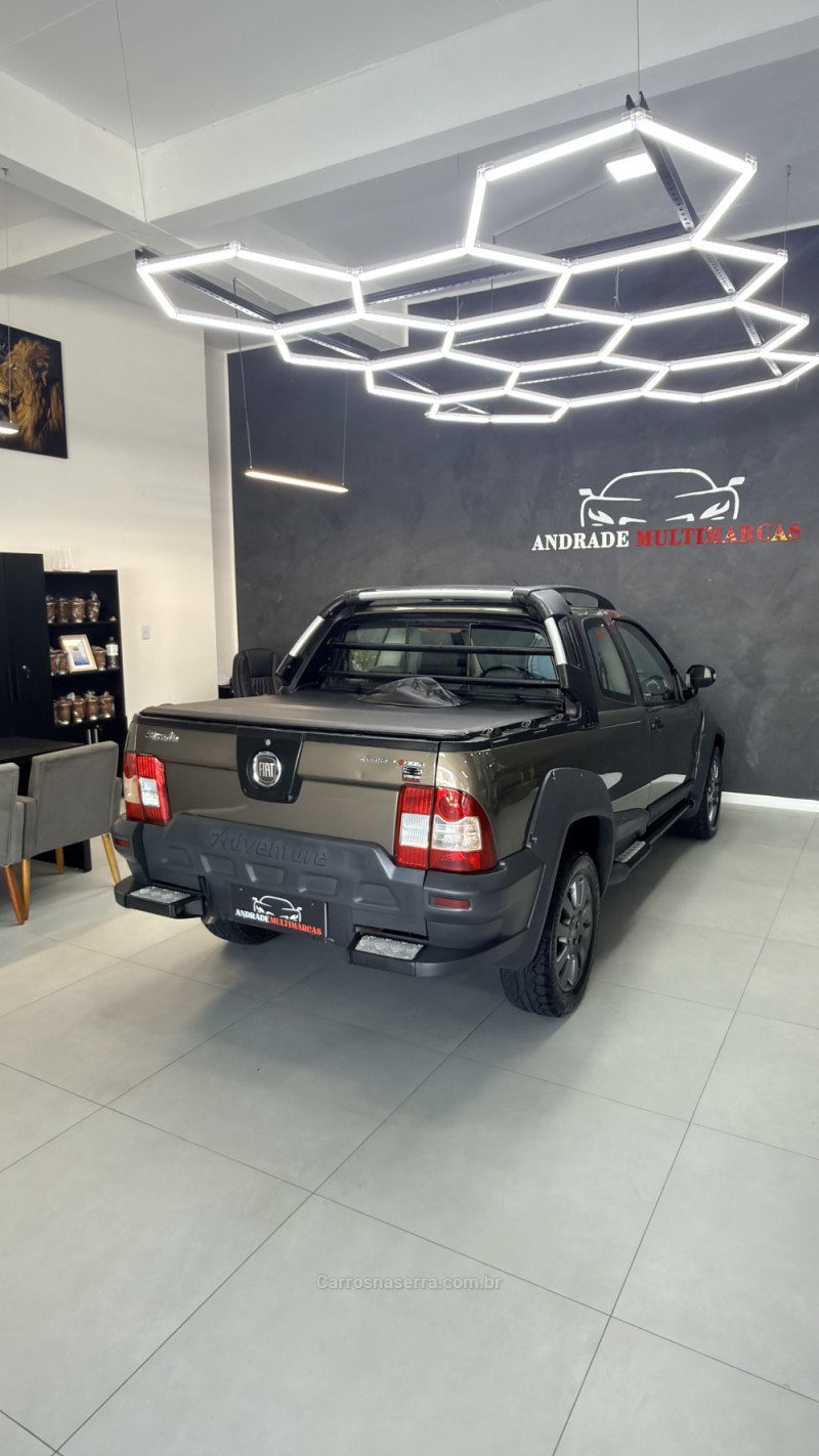 STRADA 1.8 MPI ADVENTURE LOCKER CD 8V FLEX 2P MANUAL - 2013 - CAXIAS DO SUL