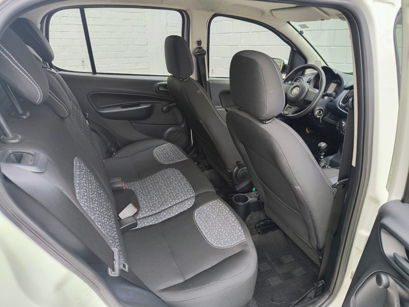 UNO 1.0 DRIVE 6V FLEX 4P MANUAL - 2021 - CAXIAS DO SUL